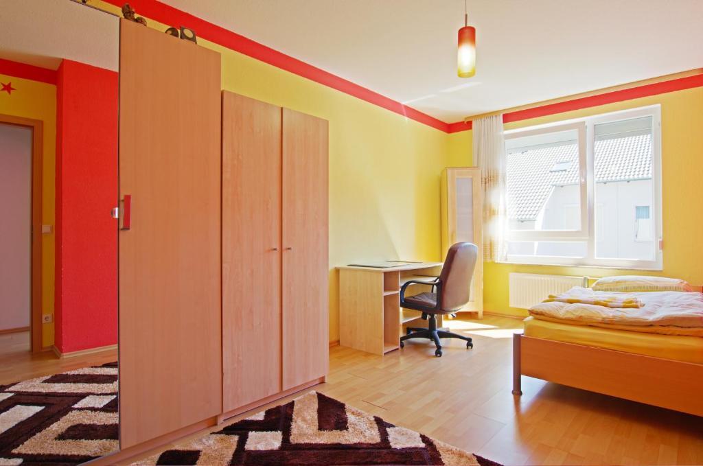 Private Rooms Near Exhibition Center Hannover Phòng bức ảnh
