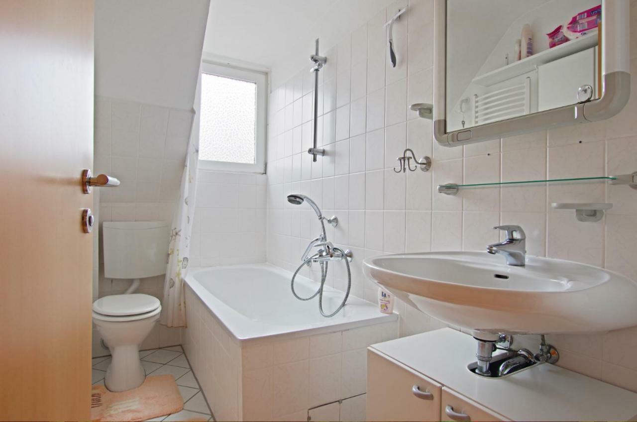Private Rooms Near Exhibition Center Hannover Ngoại thất bức ảnh
