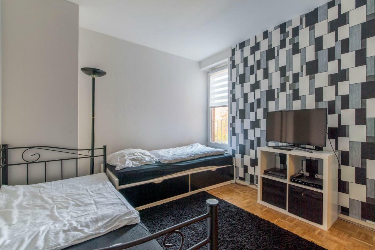 Private Rooms Near Exhibition Center Hannover Ngoại thất bức ảnh