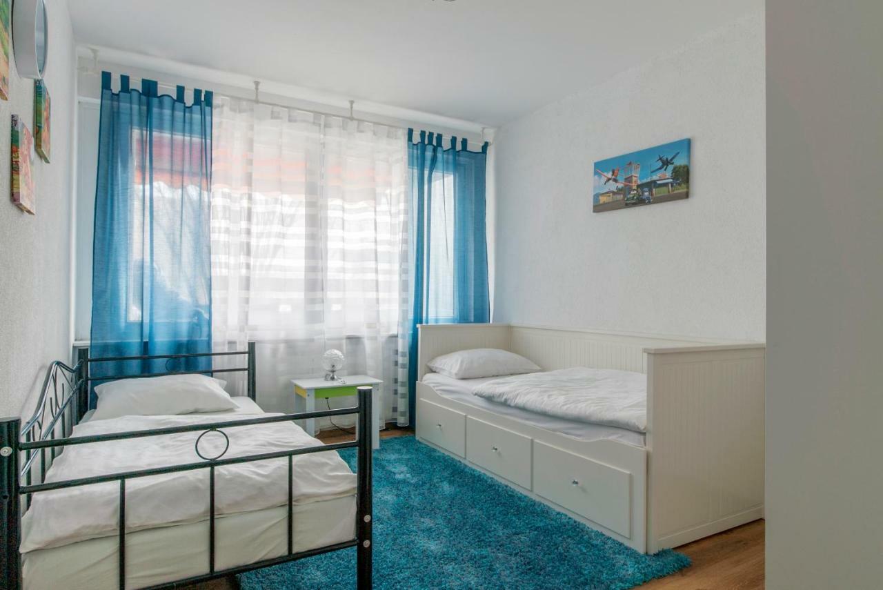 Private Rooms Near Exhibition Center Hannover Ngoại thất bức ảnh