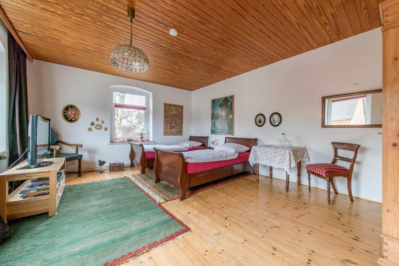 Private Rooms Near Exhibition Center Hannover Ngoại thất bức ảnh