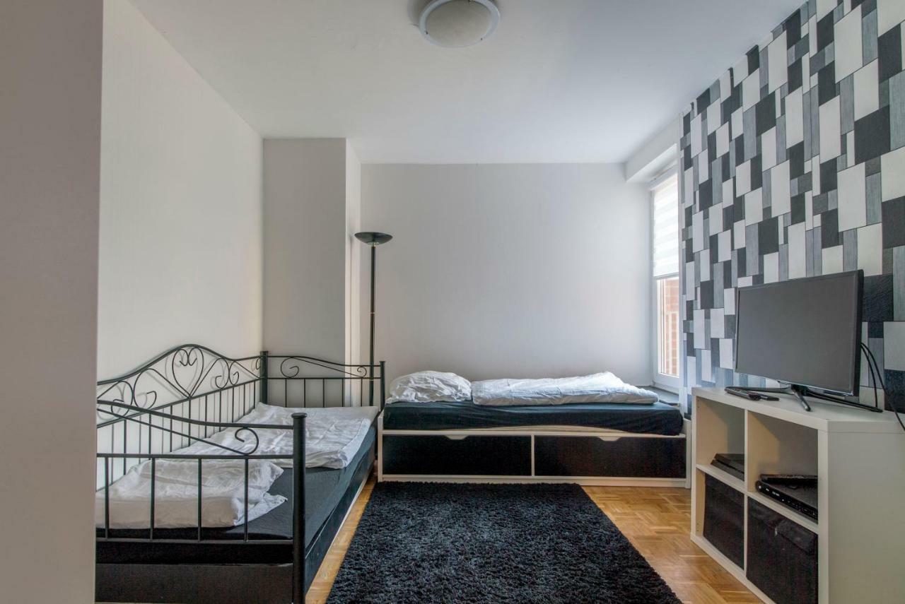 Private Rooms Near Exhibition Center Hannover Ngoại thất bức ảnh